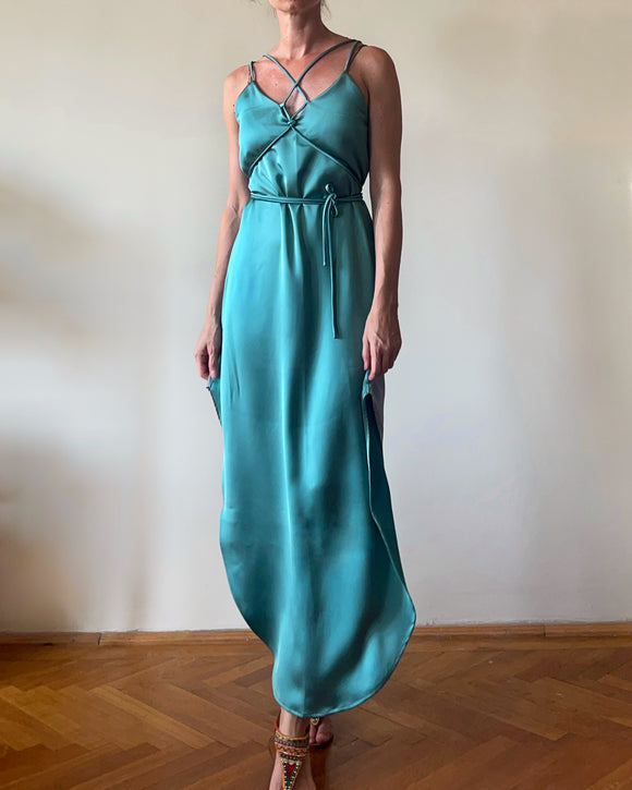 KARMACSI STRAP JUNE-DRESS EMERALD SATIN THE URBAN BOHEMIAN