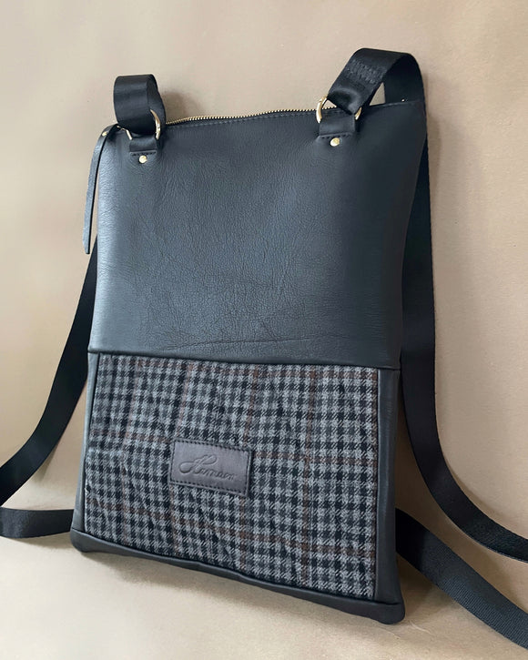 ZIPPER BACKPACK/TOTEBAG UPCYCLED TWEED