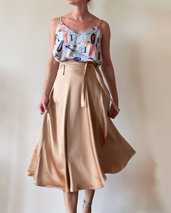 WRAPSKIRT/DRESS CHAMPAGNE GOLD SATIN