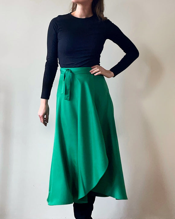 WRAPSKIRT THE GREEN SATIN