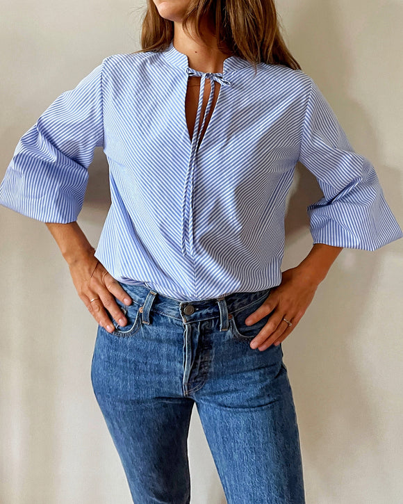 BOW AVA TOP BLUE SRTIPES