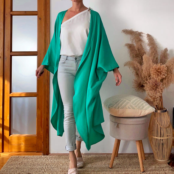 ROUNDED EDGES PONCHO/ 3 COLOURS
