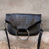 MIDDLE STICHED BLACK O-RING BAG
